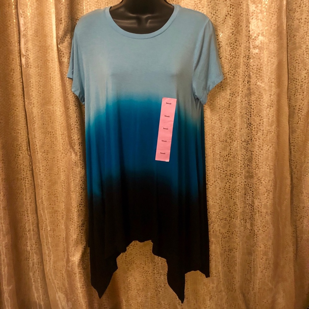 NWT Chelsea And Theodore Shirt Sharkbite  Small